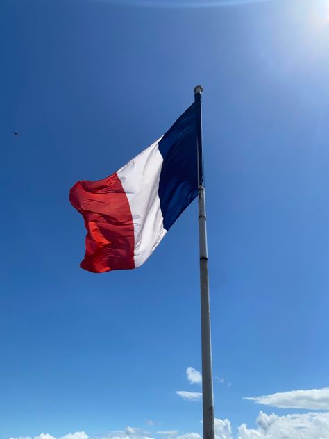 France Flag Aesthetic, French Flag Aesthetic, Francia Aesthetic, Riri Aesthetic, France Summer Aesthetic, Flags Aesthetic, Emma Aesthetic, Paris Flag, Summer Aesthetic Vibes