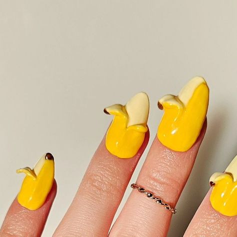 𝗦𝗵𝗲𝗹𝗯𝘀 ☆ on Instagram: "possibly the most unhinged nails that I've made to date, as requested by @nailartbysig & @sunbeamnails & highkey inspired by Nymphia Wind @66wind99 🍌👸  Ft. @gelcare.official Sunny-Side Up, French Alps, Jelly Brown, Top Coat  @amazonca White 3D gel  #3dnails #banananails #3dbanana #spring #texturednails #pressons #yellownails #bananas #pinterestnails #3dnailart #sodaonmylips #avantgarde #summernails #torontonails #nailinspo #gelpolish #inbeautmag #nailstagram #springnails #maximalist #gelnails #fun #2024nails #ongles #uñas #extra #aesthetic   3d banana nail art. Maximalist nails. Summer fun nails. Press on nails. Avant garde. 3d textured nails. Banana. Summer nails. Spring nails. Aesthetic. Nails. Yellows. Trendy nails for 2024. Nail art for spring formal. Al Banana Nails, Yellow Claw, Claw Nails, Spring Nail Art, Yellow Nails, 3d Nail Art, 3d Nails, Trendy Nails, Spring Nails