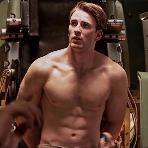 Captain America Suit, Crush Movie, Chris Evans Shirtless, Captain Rogers, Steven Grant Rogers, Christopher Evans, Steve Rogers Captain America, Robert Evans, Chris Evans Captain America