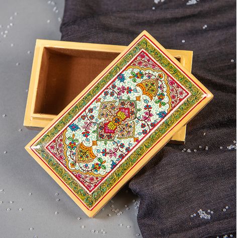 An exquisite hand-painted range - ‘Fine Kashmiri Art’! This is an ultimate example of the unmatched talent and skill of Kashmiri artisans. With its old-world elegance and charm, these lovely curios & boxes crafted from wood and papier-mache leaves one truly mesmerized by the fine, intricate painting that adorns the items...⁠ ⁠ #theindiacrafthouse #travellocal #makeinindia #skill Kashmir Paper Mache, Kashmiri Painting, Kashmiri Paper Mache, Kashmiri Art, Trunk Box, Trunk Boxes, Painted Wooden Boxes, Decoupage Box, Travel Box