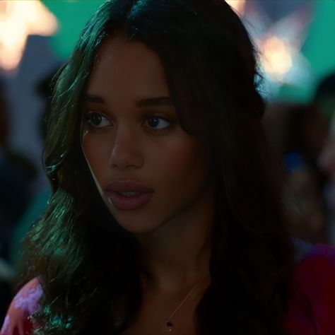 Liz Spiderman, Liz Toomes, Actress Face Claims, Laura Harrier, Fictional Women, Inspiring Photos, Marvel Icons, Yellow Jackets, Spiderman Homecoming