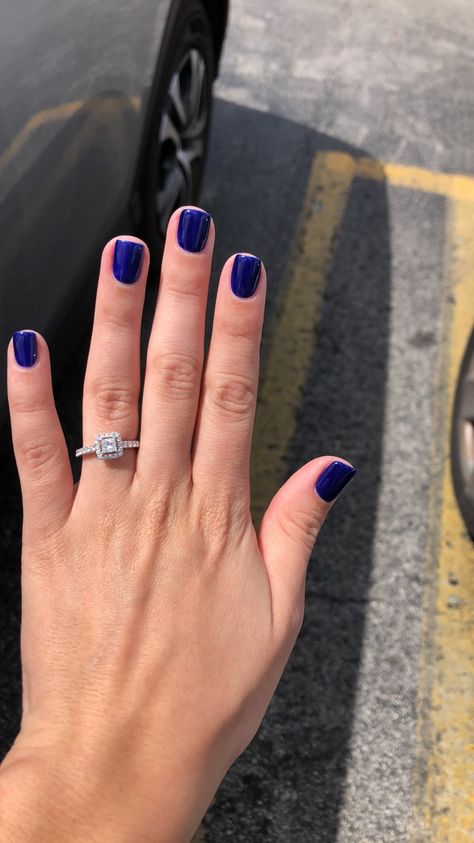 Royal Nails Aesthetic, Blue Royal Nails, Royal Blue Manicure, Royal Blue Gel Nails, Blue Short Nails, Nails Royal Blue, Christmas Party Nails, Royal Nails, Royals Nails