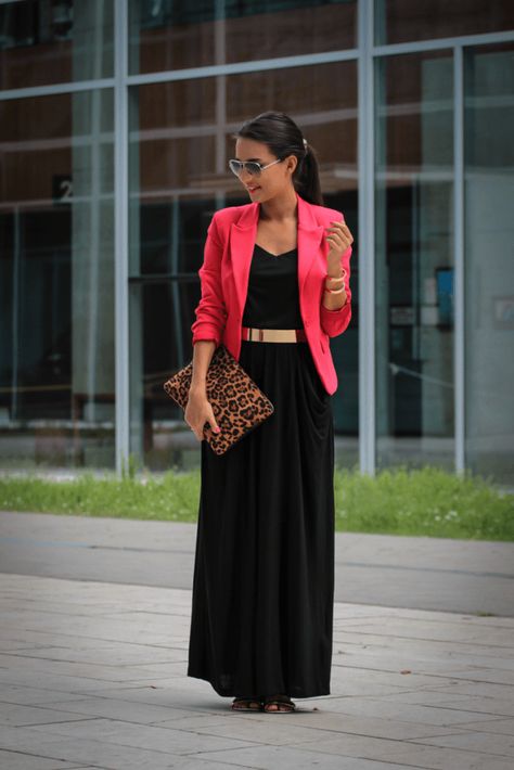 maxi skirt blazer Maxi Skirt Blazer, Black Maxi Dress Outfit, Trendy Blazers, Blazer Outfits For Women, Maxi Outfits, Maxi Dress Outfit, Chique Outfits, Maxi Skirt Outfits, Elegante Casual