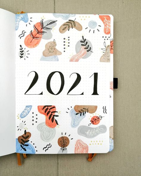 Bujo First Page, Bujo First Page Ideas, Bullet Journal First Page, Journal News, Diary Ideas, Bullet Journal Inspo, Bullet Journal Ideas Pages, Notebook Planner, First Page