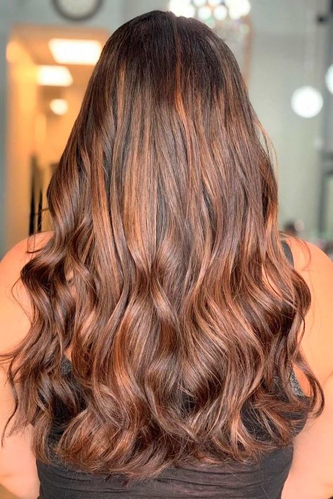 Brown Hair With Halo Highlights, Hazelnut Highlights, Colored Balayage, Highlights Dark Brown Hair, Natural Light Brown Hair, Bayalage Brunette, Halo Highlights, Light Brown Hair Dye, Hazelnut Hair