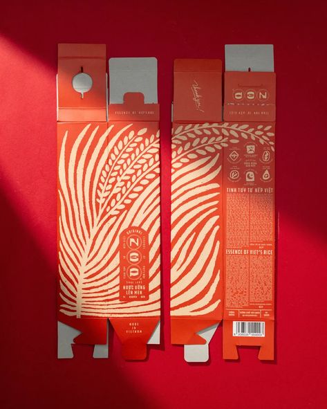 Chochoi Creative Gives Us Illustrated Label Fever Dreams – PRINT Magazine Rice Packaging, Japanese Packaging, Alcoholic Beverage, Rice Fields, 카드 디자인, Chocolate Packaging, Tiny Things, Creative Illustration, Creative Packaging