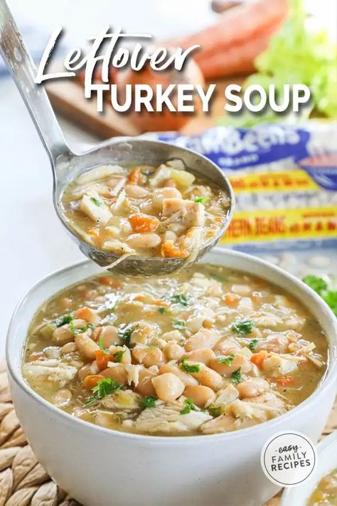 Turkey Bean Soup, Crock Pot Baked Potatoes, Leftover Turkey Soup, Leftovers Soup, Instant Pot Soup Recipes, Leftover Turkey Recipes, Northern Beans, Soup Easy, Bean Soup Recipes