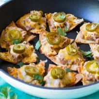 Texas Nachos Recipe Texas Nachos, Nachos Recipe, Tex Mex Recipes, Party Food And Drinks, Favorite Comfort Food, Main Courses, Game Day Food, Milk Recipes, Quesadillas