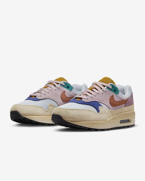 Nike Air Max 1 '87 Premium Women's Shoes. Nike.com Packaging Accessories, Yeezy Boots, Beach Walks, Nike Models, Deep Royal Blue, Dunks Nike, Nike Air Max For Women, Nike Dunk High, Air Max Women