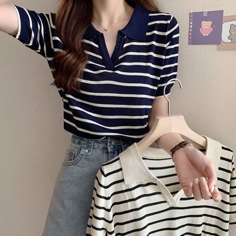 Navy White Outfit, Simple Tops, Korean Tops, Everyday Casual Outfits, Outfit Korean, Korean Casual Outfits, Quick Outfits, Classy Work Outfits, White Outfit