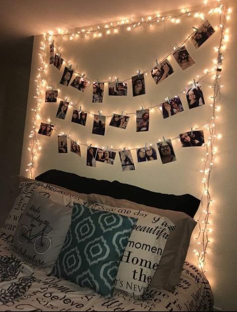 Photo Walls Bedroom, Diy Wall Decor For Bedroom, Hiasan Bilik Tidur, Easy Room Decor, Diy Room Decor For Teens, Cute Diy Room Decor, Pinterest Room Decor, Teen Room Decor, Cute Bedroom Decor