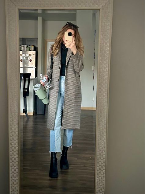 Dad coat, new Stanley matte cup, ready for work! Dad Coat Outfits Winter, Wool Blend Coat Women Outfit, Day Trip Outfit Winter, Dad Coat Outfits, Stanley Cup Outfit, Day Trip Outfit, Casual Work Attire, Trip Outfits, Wool Blend Coat