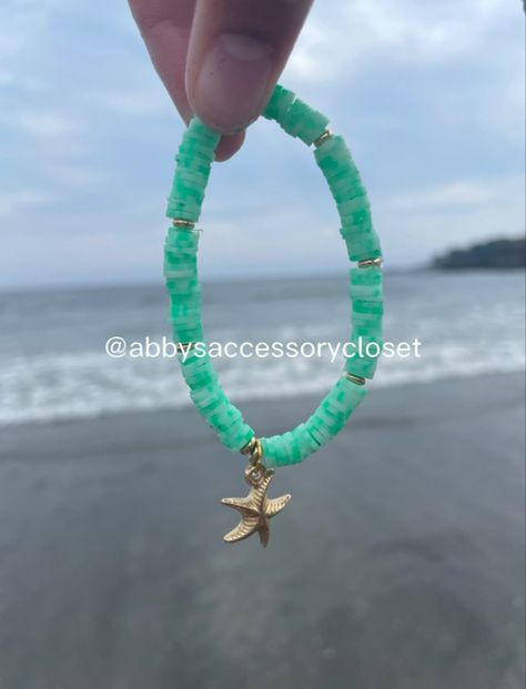 Bracelets Small Business, Beads Bracelet Ideas, Teal Bracelet, Ocean Bracelet, Beach Bracelet, Beach Blue, Beach Bracelets, Bead Charms Diy, Bracelet Ideas