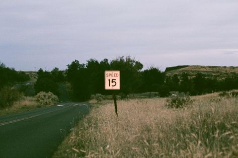 Driving Country Roads Aesthetic, Country Drive Aesthetic, Country Aesthetic Widget, Old Country Love Aesthetic, Old Country Music Aesthetic, Country Songs Aesthetic, 2000s Country Aesthetic, Country Roads Aesthetic, Backroads Aesthetic