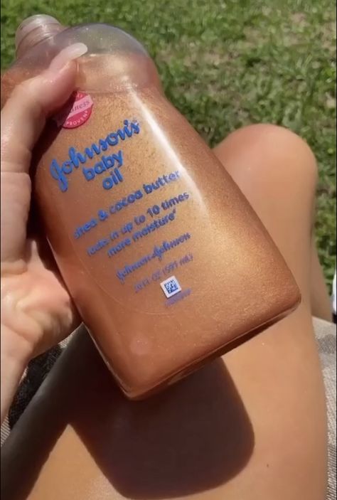 With wet n wild bronzer palm beach ready 739A Baby Oil And Bronzer, Wet N Wild Bronzer, Make Up Glasses, Body Bronzer, Tan Summer, Body And Skin Care, Summer Tanning, Summer 2025, Skin Hair