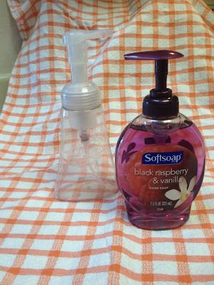 Day 210: DIY Foaming Hand Soap Homemade Foaming Hand Soap, Hand Soap Recipe, Diy Foaming Hand Soap, Diy Hand Soap, Foaming Soap, Hand Soaps, Foam Soap Dispenser, House Tips, Homemade Products