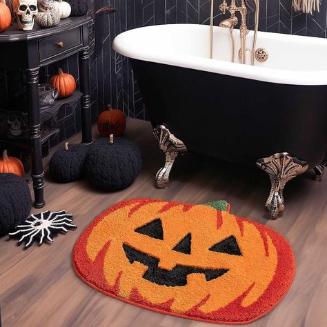 Halloween Bathroom Decor, Fall Bathroom Decor, Bedside Rugs, Halloween Bathroom, Cute Bath Mats, Bathroom Tub Shower, Labu Halloween, Entryway Mats, Decor Baie