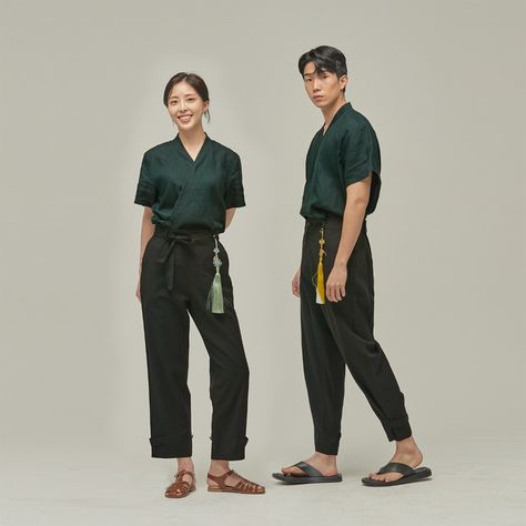 Waiter Uniform Modern, Hotelier Uniform, Waiters Uniform Ideas, Hotel Uniform Design, Hotel Staff Uniform, Kitsune Logo, Resort Uniform, Maids Uniform, Homemade Pho