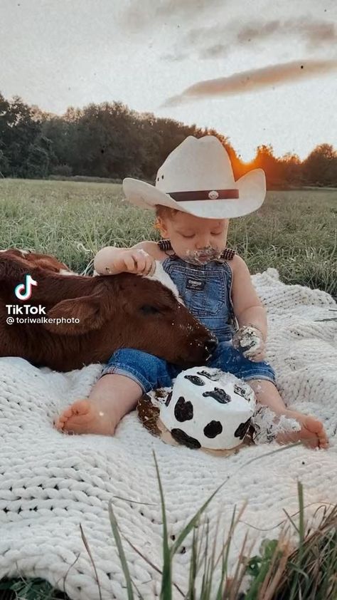 Western Baby Pictures, Country Baby Pictures, Country Babies, Western Baby Clothes, Country Baby Boy, Baby Clothes Country, Southern Baby, Western Baby