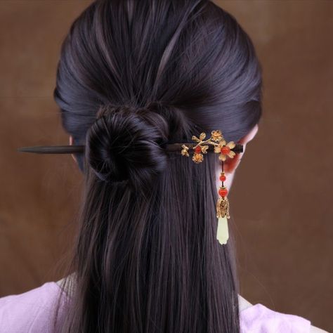 Japanese Hair Styles, Japanese Hair Pins, Chinese Hairstyles, Chinese Hairpin, Beaded Hair Pins, Handmade Hairpin, Japanese Hair, Ancient Costume, Chinese Hair