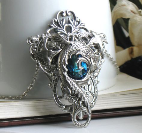 Water Jewelry, The Bling Ring, Dragon Jewelry, Beating Heart, Swarovski Necklace, Steampunk Jewelry, Fantasy Jewelry, Gothic Jewelry, Pretty Jewellery