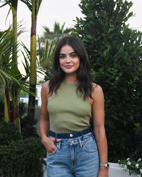 Lucy Hale Blonde, Julia Davis, Lucy Hale Style, Deep Autumn Color Palette, Imogen Poots, Outfit Planning, Celebrity Style Inspiration, Dark Autumn, Outfit Plan