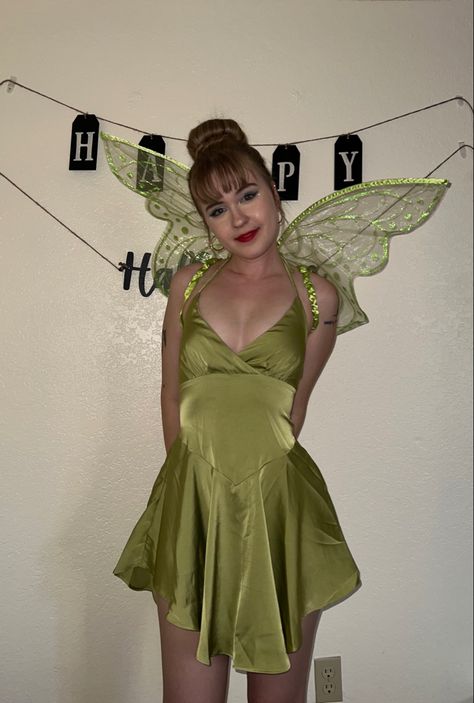 Tinkerbell Wings Costume, Tinker Bell Costume Aesthetic, Tinker Ell Halloween Costume, Tinkerbell Diy Costume Women, Aesthetic Tinkerbell Costume, Pixie Hollow Fairies Costumes Halloween, Adult Tinkerbell Costume Diy, Tinkerbell Costume Aesthetic, Tinkerbell Aesthetic Outfit