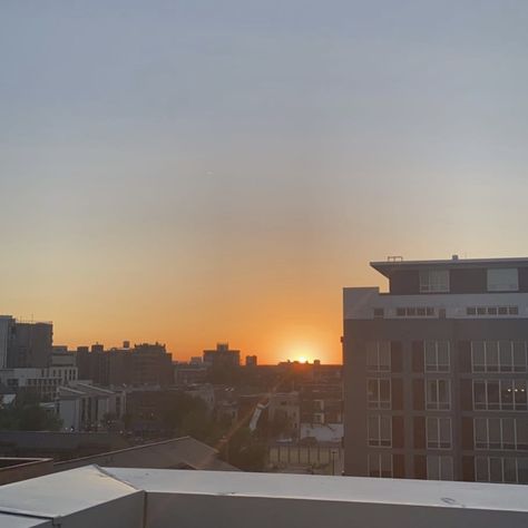 Roof Sunset Aesthetic, Top Of Building Aesthetic, Rooftop Aesthetic Sunset, Building Aesthetic, Tiny Plants, 2025 Vision, Sunset Sunrise, 2024 Vision, Sunrise Photography