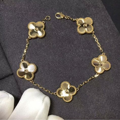 Stunning 18k Gold Vermeil Over Plated Sterling Silver Length 7 3/4” Comes In A Gift Box / Packaged With Van Cleef Bracelet, Cleef Bracelet, Vintage Alhambra Bracelet, Alhambra Bracelet, Gold Vans, Clover Bracelet, 18k Gold Bracelet, Hermes Jewelry, 18k Gold Earrings