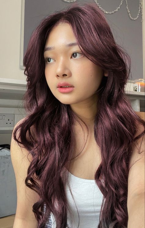 Red Hair Color For Tan Skin, Cherry Cole Hair Color, Deep Berry Hair Color, Asian Hair Dye Ideas Colour, Dark Cherry Pink Hair, Asian Summer Hair Color, Asian Cherry Red Hair, Cherry Cole Hair, Tan Skin Hair Color Ideas Asian