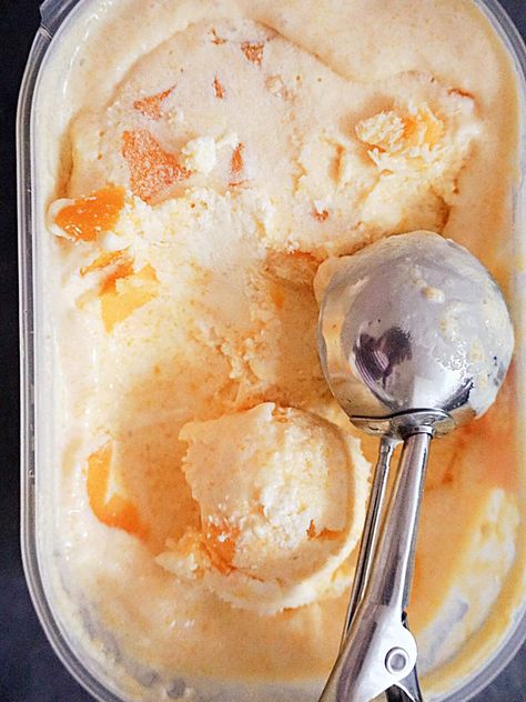 Fresh Peach Ice Cream, 2 Ingredient Ice Cream, Peach Ice Cream Recipe, Homemade Peach Ice Cream, Cake Batter Ice Cream, Ice Cream Videos, Peach Ice Cream, Milk Ice Cream, Easy Ice Cream