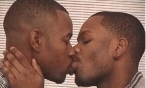 Men Kissing, Kiss, Black