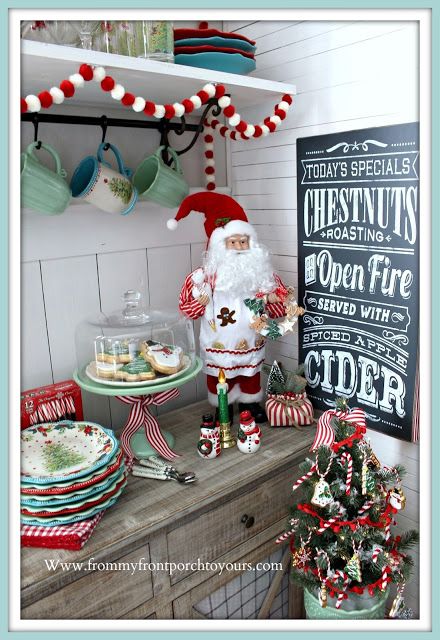 Santa Figurines Decor, Breakfast Nook Decor, Christmas Kitchens, Santa Ideas, Nook Decor, Holiday Dinnerware, Country Sampler, Christmas Decoration Ideas, Santa Decorations