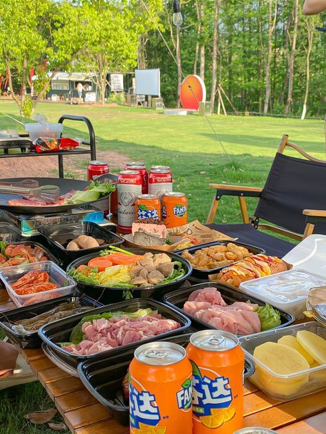 Cookout Aesthetic, Concert Food, Picnic Date Food, Makanan Diet, Healthy Lifestyle Food, Picnic Food, All I Ever Wanted, Food Recepie, Picnic Foods