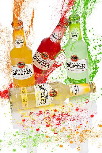 Bacardi Breezers..I want one now!! Breezer Bottle, Bacardi Breezer, Munchies Recipes, Alcholic Drinks, Bacardi Rum, Bottle Design Packaging, Wine Drinking, Rock Chalk, Refreshing Summer Drinks