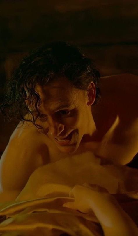 Tom Hiddleston As Loki, Crimson Peak Tom Hiddleston, Thomas Sharpe Crimson Peak, Allerdale Hall, Sir Thomas Sharpe, Loki Kneel, Tom Hiddleston Crimson Peak, Thomas Sharpe, Marvel Dr