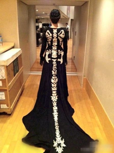 Skeleton Dress, Halloween Ball, Rocker Chic, Halloween Wedding, All Hallows Eve, Hallows Eve, Mode Inspiration, Halloween Costume Ideas, Ball Dresses