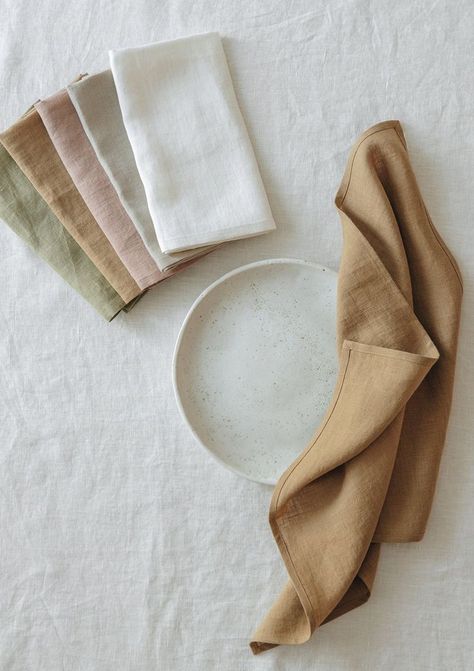 Linen Table Cloth Styling, Linen Table Settings, Fabric Napkins, Dining Room Accessories, Fabric Napkin, Elegant Dining Room, Table Coasters, Everyday Meals, Cloth Napkin