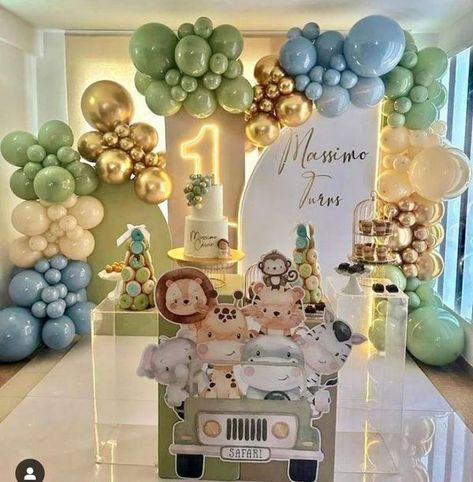 Baby Birthday Decorations Theme, Animal Safari Birthday Party, Baby Boy Birthday Themes First, Baby Safari Shower Ideas, Baby Safari Birthday Party, Baby Boy First Birthday Ideas Themes, Decoracion Baby Shower Safari, 1st Birthday Party Ideas For Boys, Wild One Birthday Party Decorations