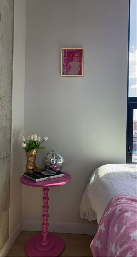 Disco Cowboy Apartment, Prada Aesthetic Room Decor, Barbie Decor Aesthetic, Chanel Room Decor Ideas, Disco Cowgirl Apartment Decor, Barbie Aesthetic Room Decor, Barbie Aesthetic Home Decor, Disco Cowboy Home Decor, Disco Cowboy Room