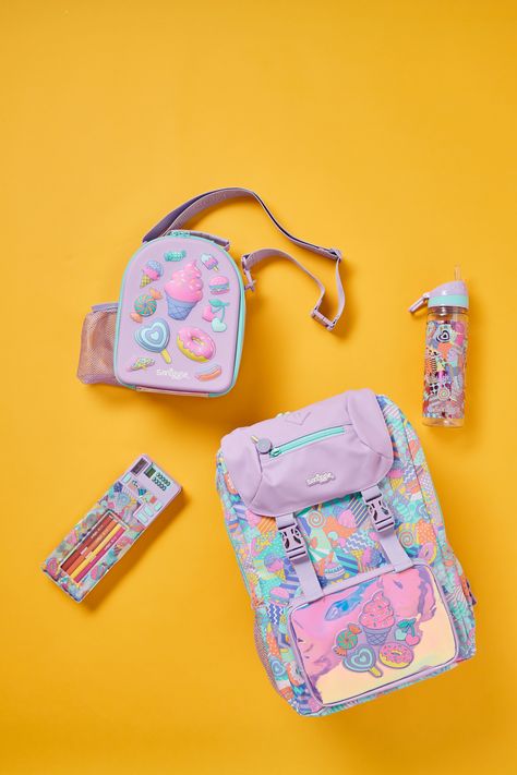 Pop Out Pencil Case, Nice Pens, School Pouch, Fashion Sketching, Stationery Obsession, Quad Roller Skates, Cute School Stationary, Nursery Bag, Cool School Supplies