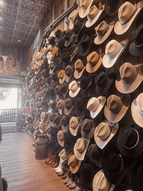 #cowboy #western Booth Ideas, Cowboy Western, Cowboy, Texas, Hats, Photography