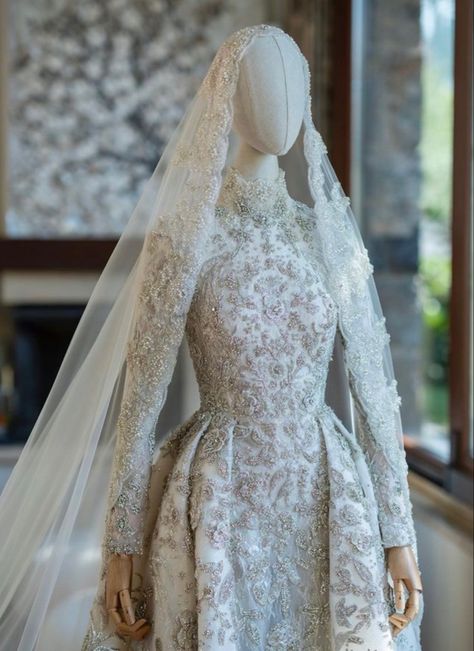 Merve Karaman Bridal Turkey Wedding Dress Hijab, Turkish Bridal Dresses, Hijab Bride Dress, Modest Wedding Dresses Hijab, Arabic Wedding Dress Muslim, Wedding Dress Hijab Simple, Hijab Wedding Gown, Turkish Wedding Dress, Bridal Hijab Styles