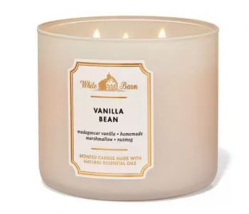 5 Bath and Body Works Candles (Plus a Few Extra) To Make Your House Smell Like Disney World! | the disney food blog White Barn Candle, Homemade Marshmallow, Bath & Body Works, Three Wick Candle, Homemade Marshmallows, Vanilla Candle, Madagascar Vanilla, Bath Candles, Disney Food Blog