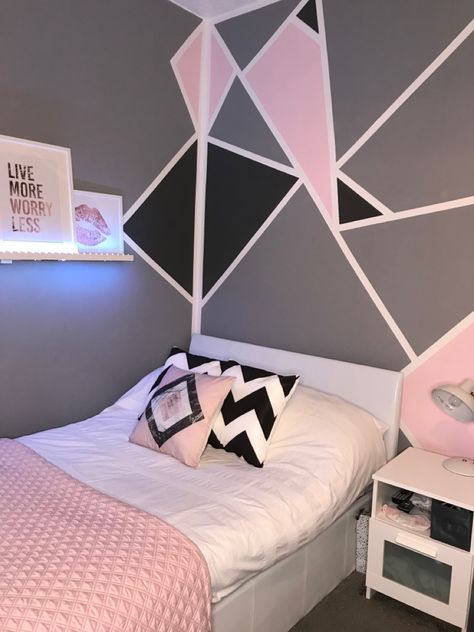 Bedroom Girl Ideas, Elegant Dorm Room, Narrow Bedroom, Tumblr Bedroom, Teen Girl Bedroom Ideas, Shared Girls Bedroom, Bedroom Girl, Teen Girl Room Decor, Girl Bedroom Ideas