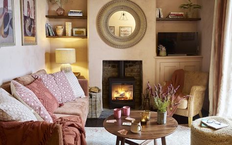 4 Coastguard Cottages - Charming seaside cottage Cornish Cottage Interior, Seaside Cottage Interior, Living Room Cottage, Cornish Cottage, Night High, Cottage Interior, Seaside Cottage, Coastal Living Room, Coastal Living