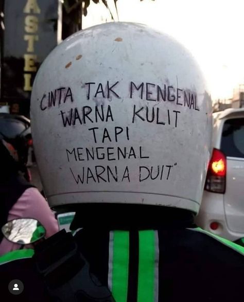 🧃DIHARAPKAN MEM-FOLLOW SEBELUM MEMBACA🧃 🧃AOD (ACCIDENT OF DESTINY)… #romansa # Romansa # amreading # books # wattpad Image Meme, Quotes Lucu, Fun Videos, Dark Jokes, Cute Jokes, Its Friday Quotes, Jokes Pics, Got Quotes, Twitter Quotes Funny