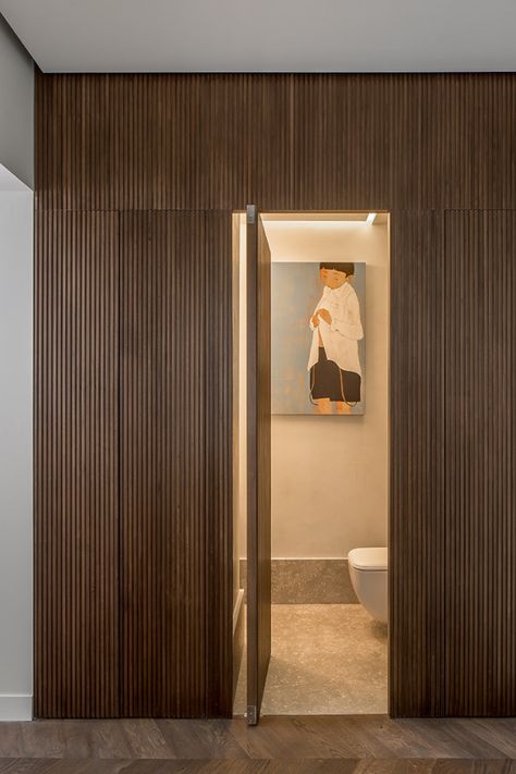 Toilet Door Ideas, Hidden Bathroom Door, Secret Door Ideas, Door Remodel, Bathroom Door Design, Beautiful Powder Rooms, Hidden Toilet, Pintu Interior, Timber Battens