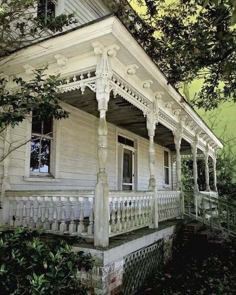 Corner Gazebo, Gothic Revival House, Victorian Porch, Famous Houses, Side Porch, Porch And Balcony, Gothic Revival, House With Porch, Old House Dreams