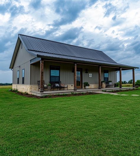 Small Pole Barn Homes Simple, Metal Siding House, Barn House Kitchen, Metal Roof Houses, Metal Building House Plans, Small Cottage Homes, Shed To Tiny House, Barn Style House Plans, Simple House Design